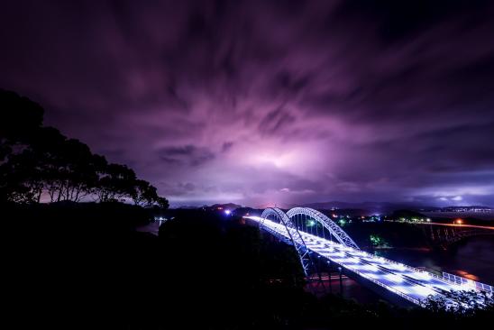 光りの架け橋©SASEBO