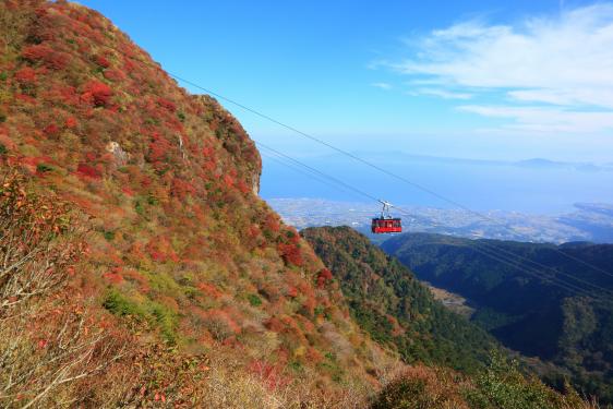 仁田峠の紅葉と雲仙ロープウェイ