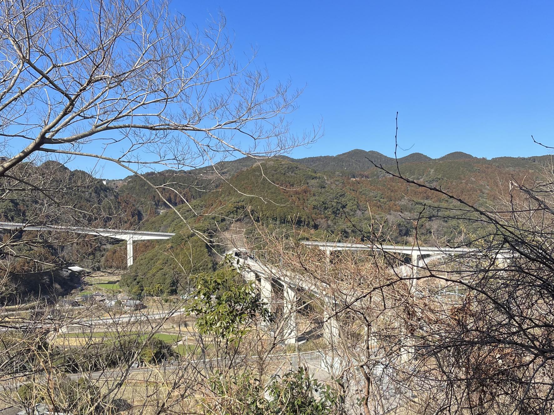 海の見えるケーキ屋さん「Glücklich　グリュックリッヒ」-1