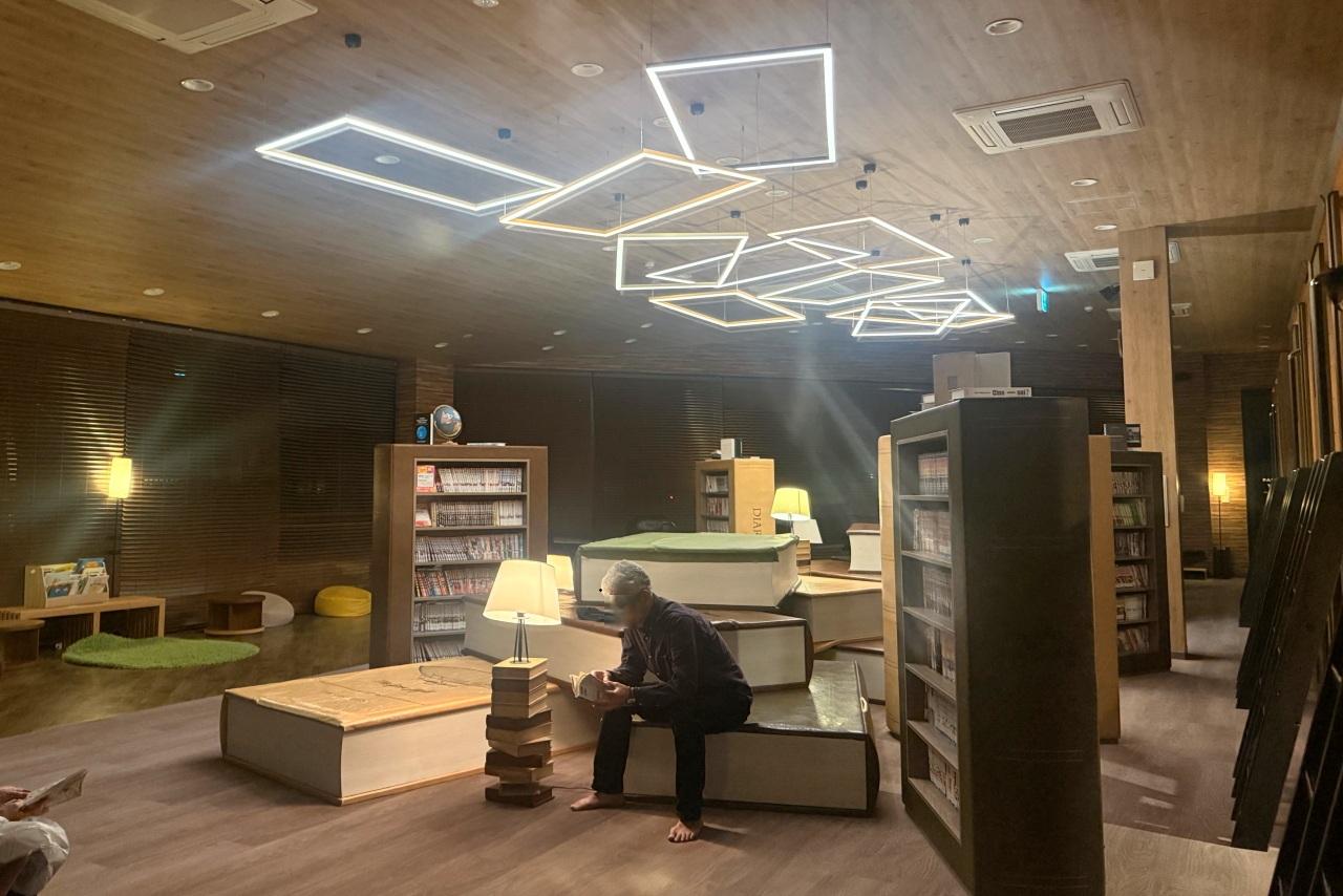 夜は落ち着いた雰囲気で-0