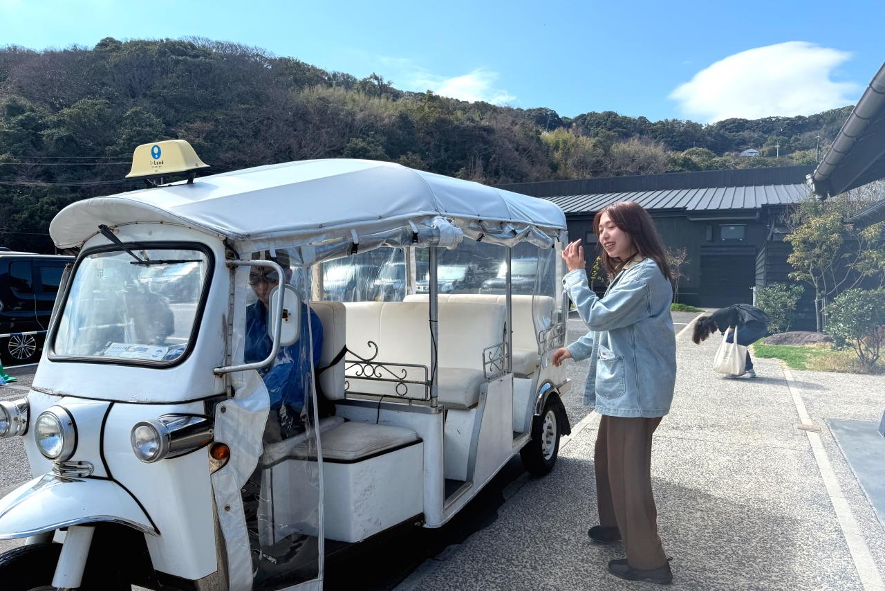 各エリアの移動手段２　【島内巡回トゥクトゥク】-0