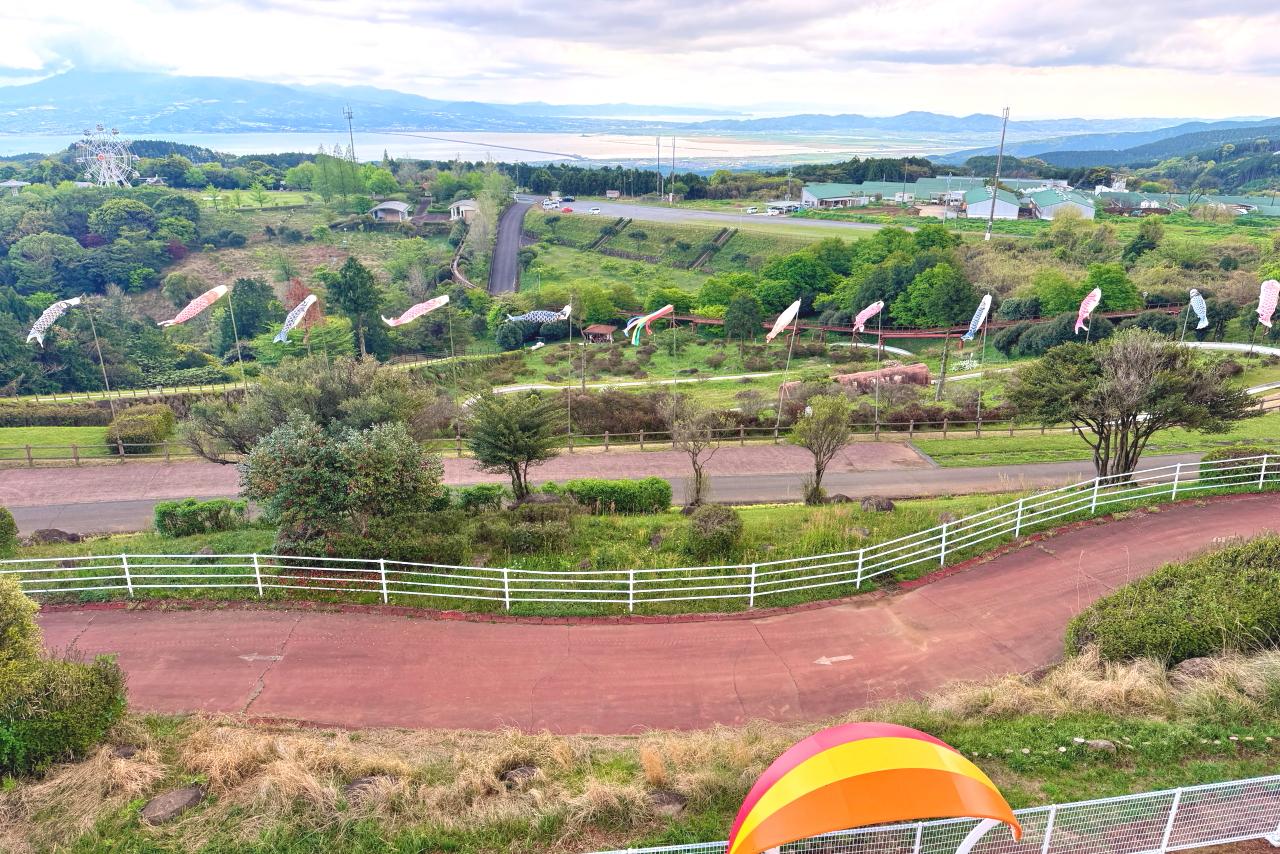 大型風車を再利用したモニュメント-1