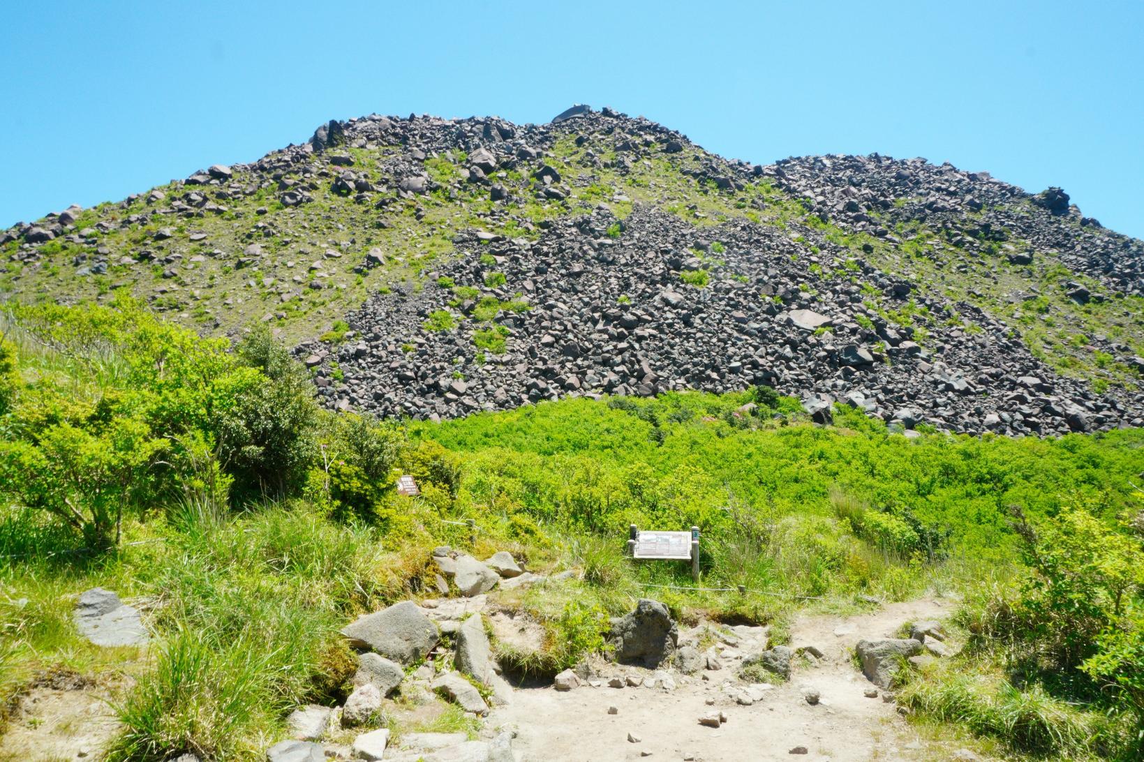 「平成新山」が間近！【立岩の峰】-0