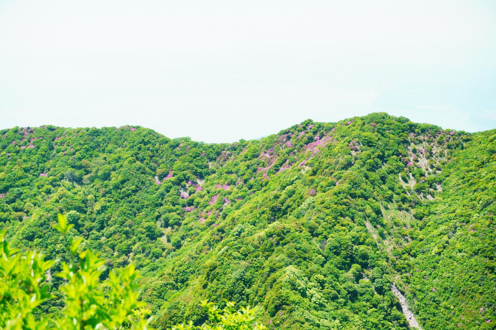 いざ、普賢岳山頂へ！-2