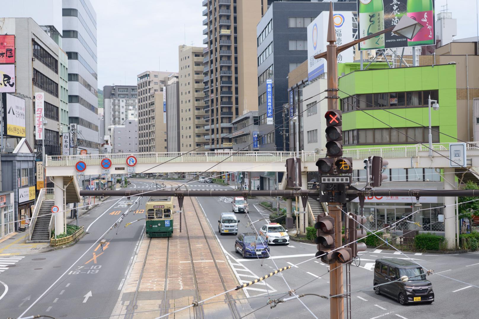 ２．長崎駅前の立体歩道橋 ～長崎の路面電車ベスト観察スポット～-1