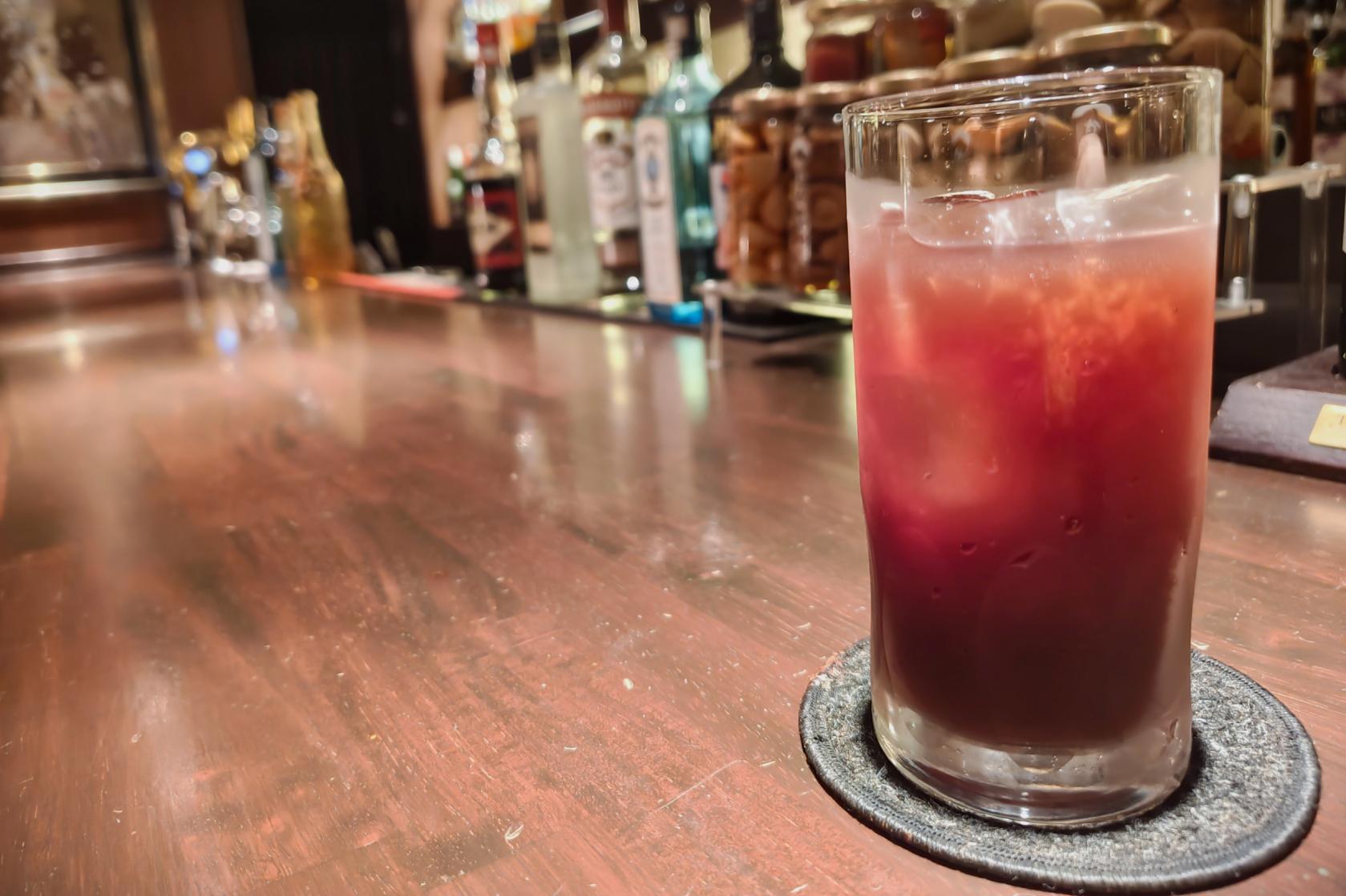 川棚の夜を楽しむ。隠れ家のような「Bar Esq」へ-0