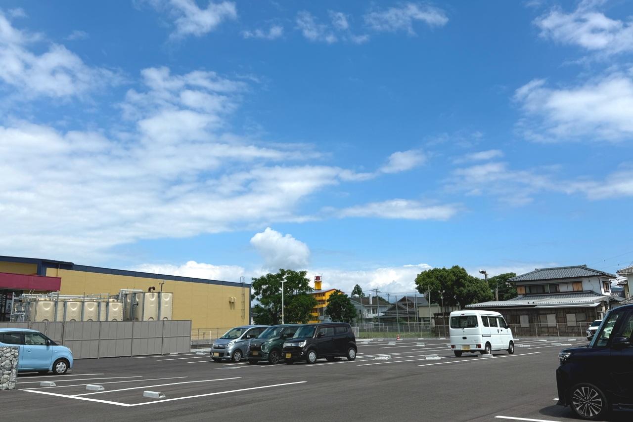 広大な無料駐車場！-0