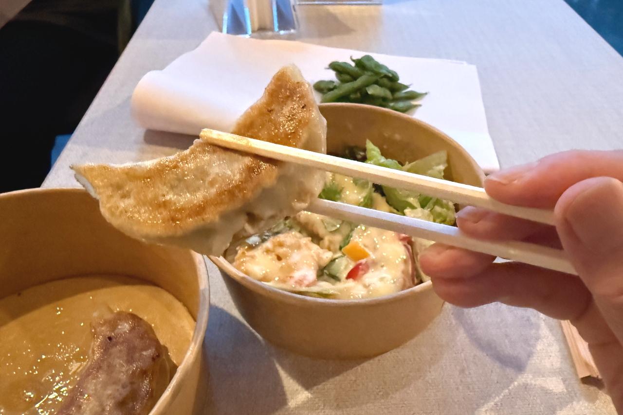 ラウンジに仕事を持ち込んでもOK！-4