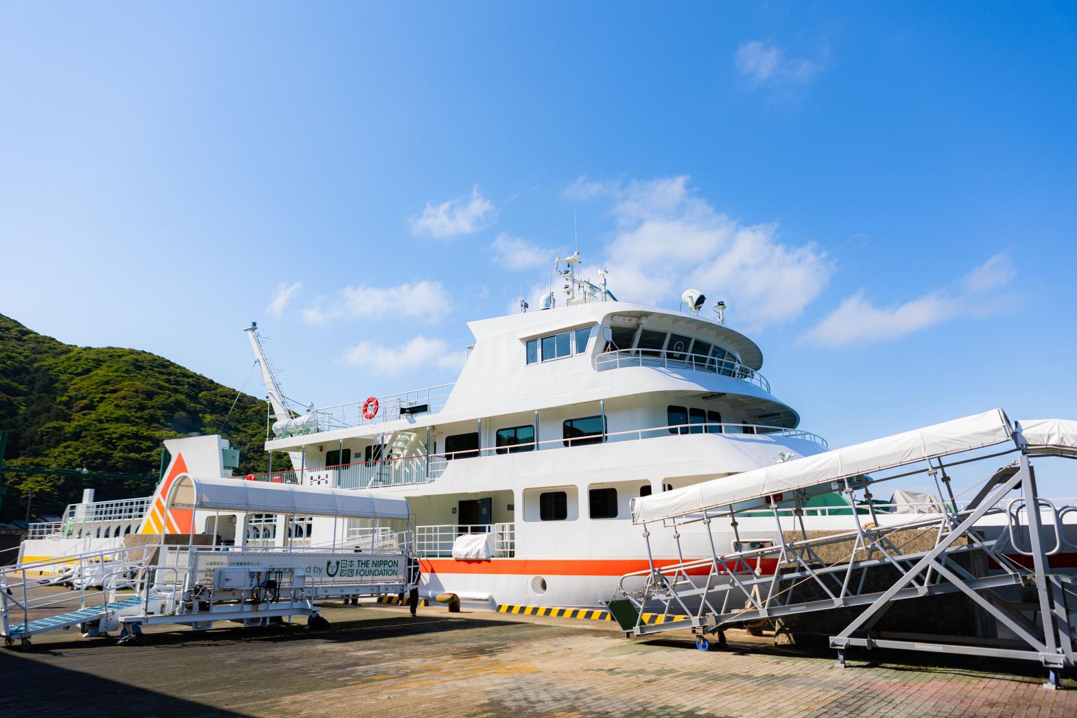 車ごと船に乗って福江島へ-3
