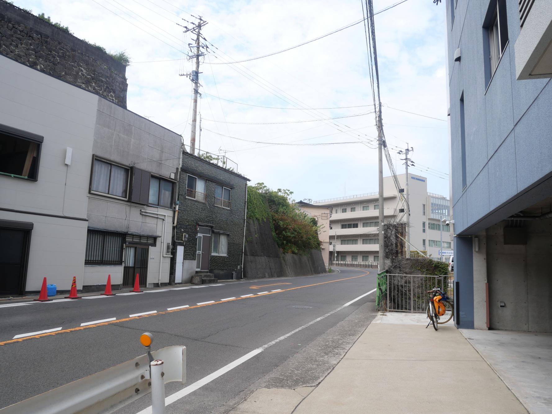 野母崎サイクリングロードに入るまで-3