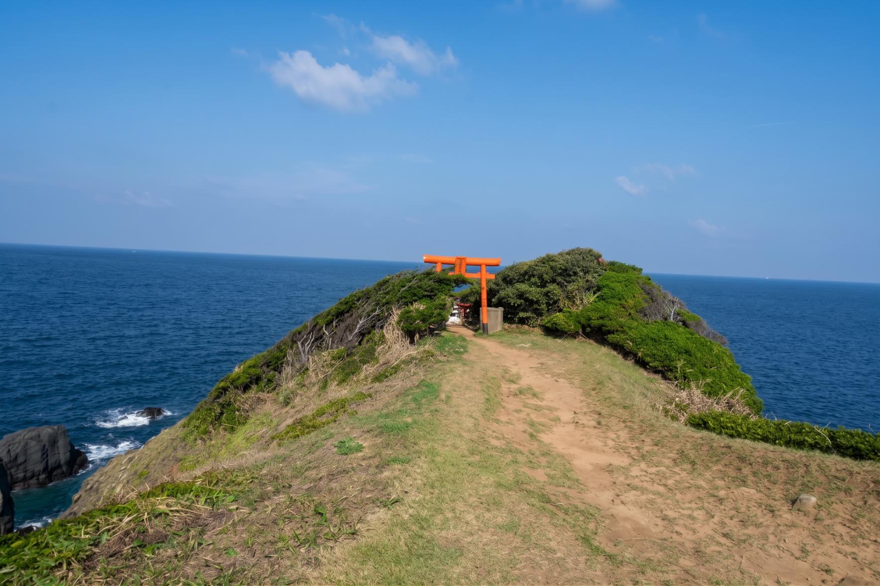 旅の締めくくりは「左京鼻」-2