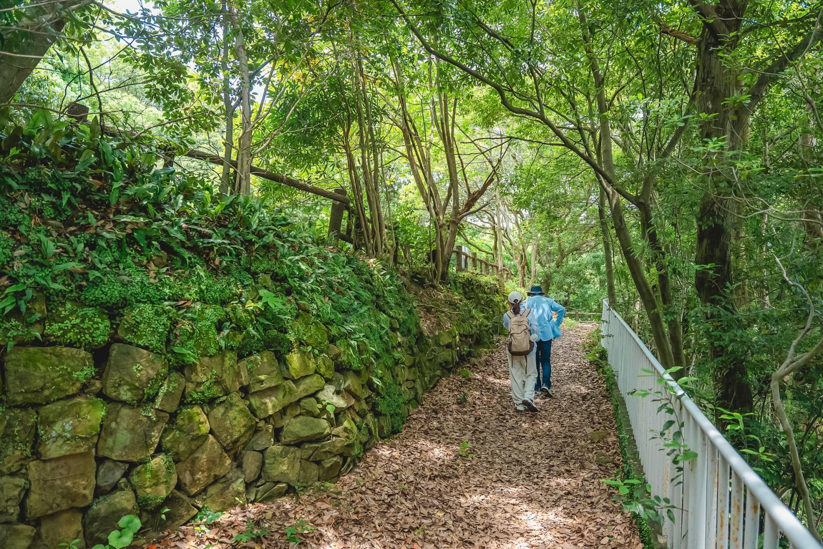 ② 座禅岩-0