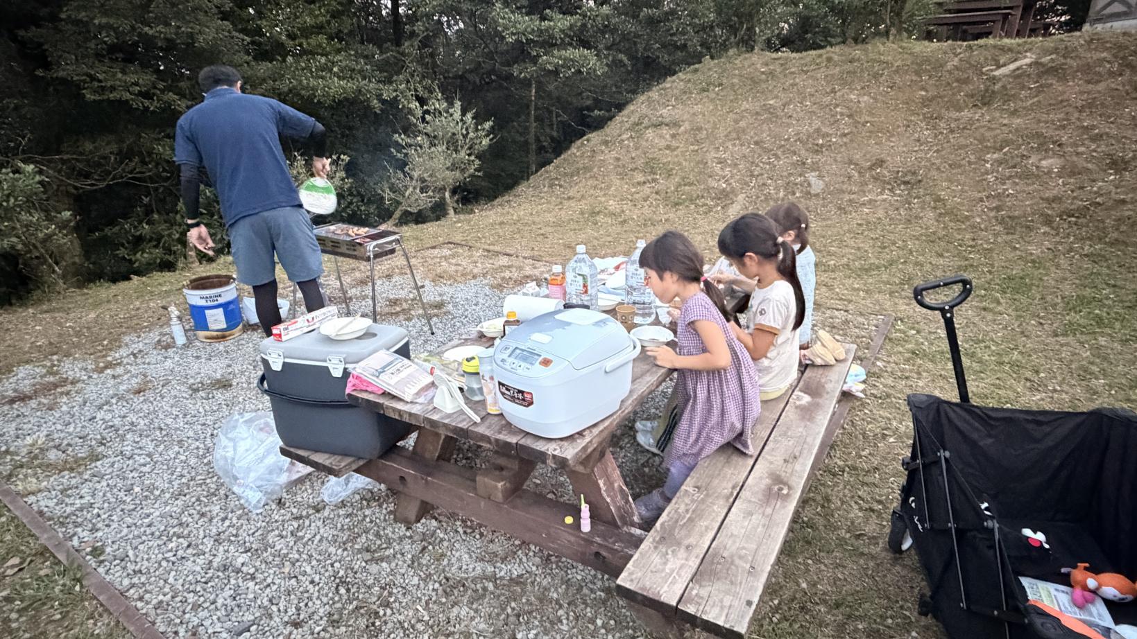 自然の中で食べるBBQは格別！-1