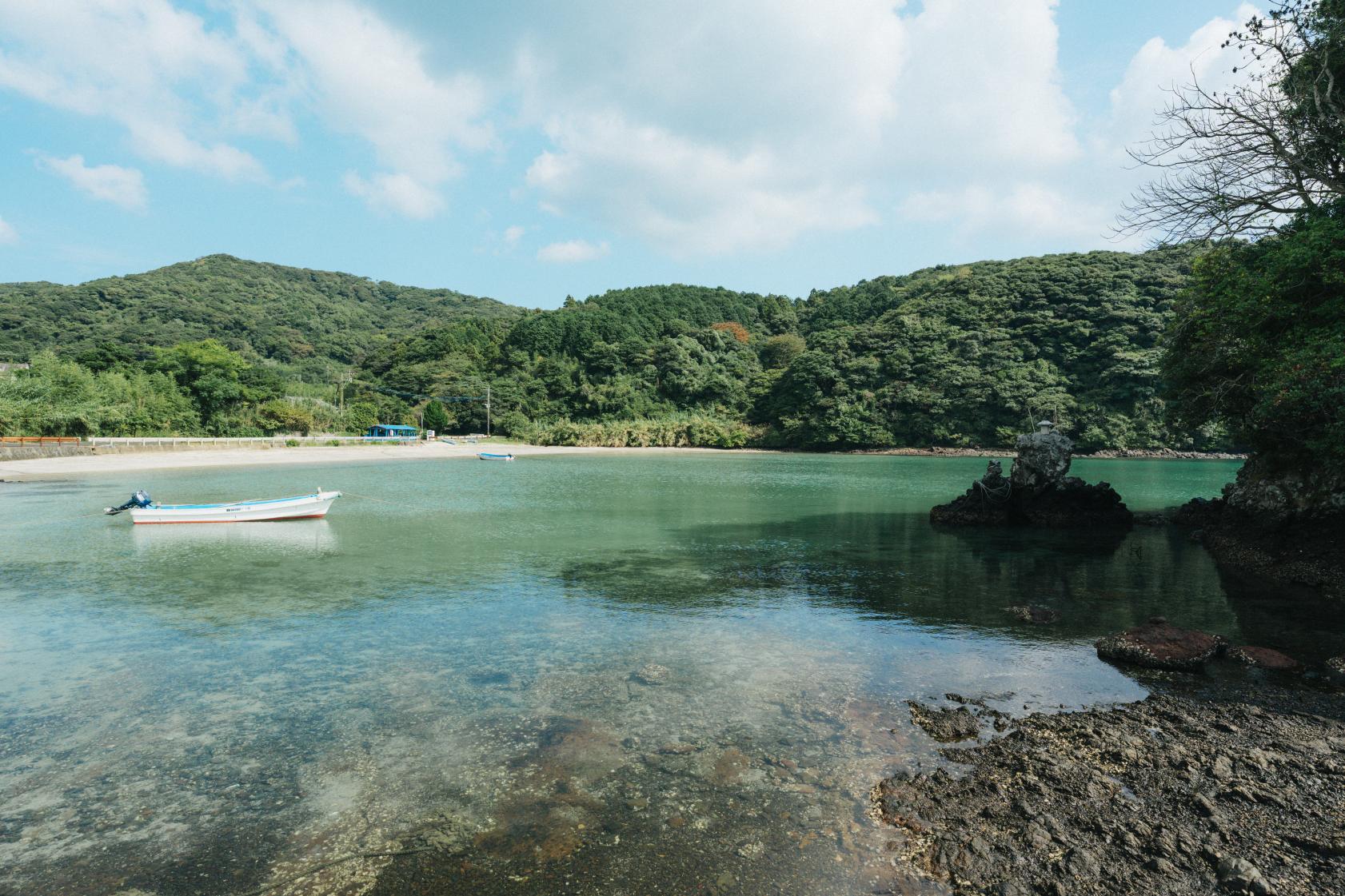 お腹が満足したら、海の中の神様にお礼を-1