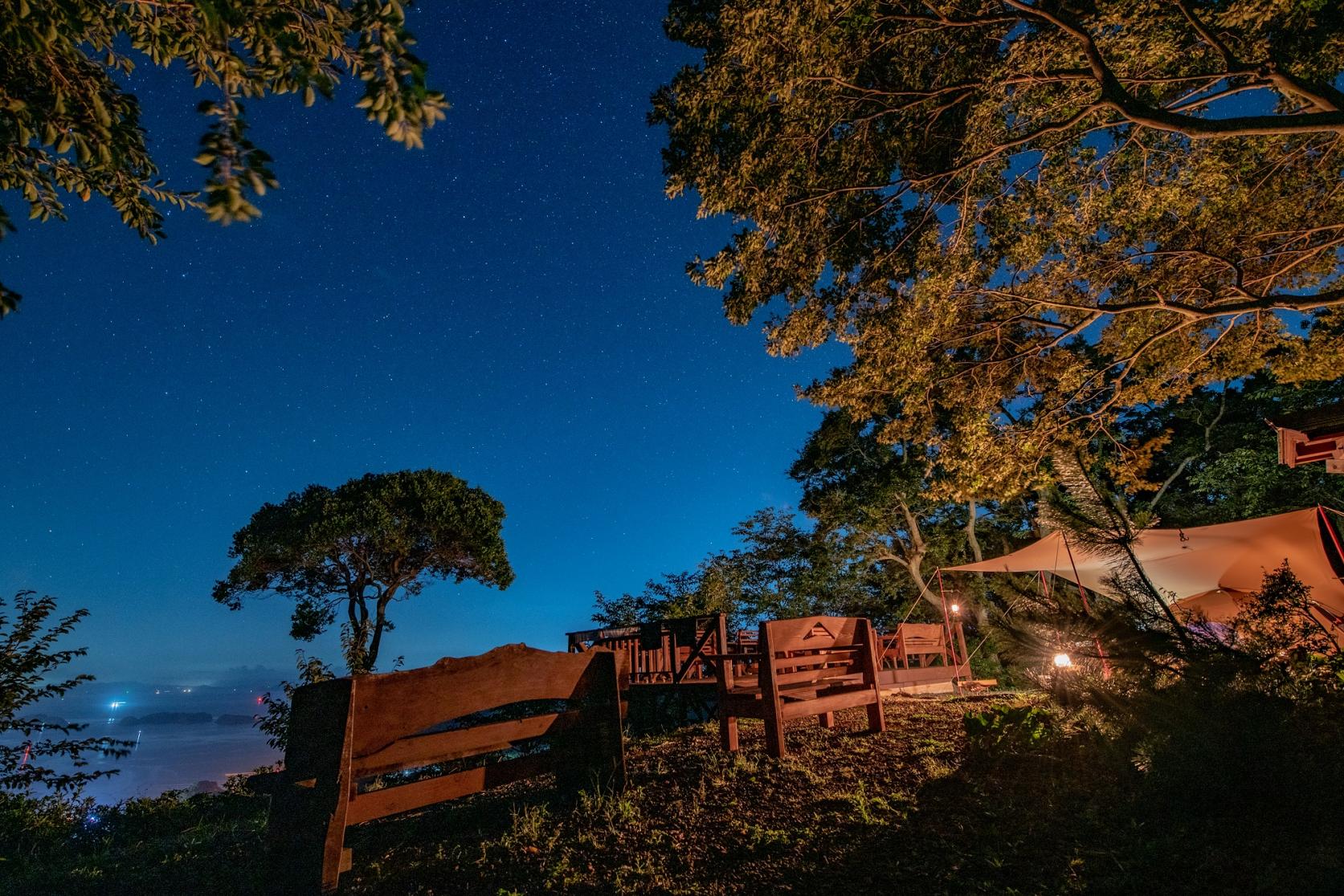 手作りテラスから眺める茜空と星空「長尾城跡」-0