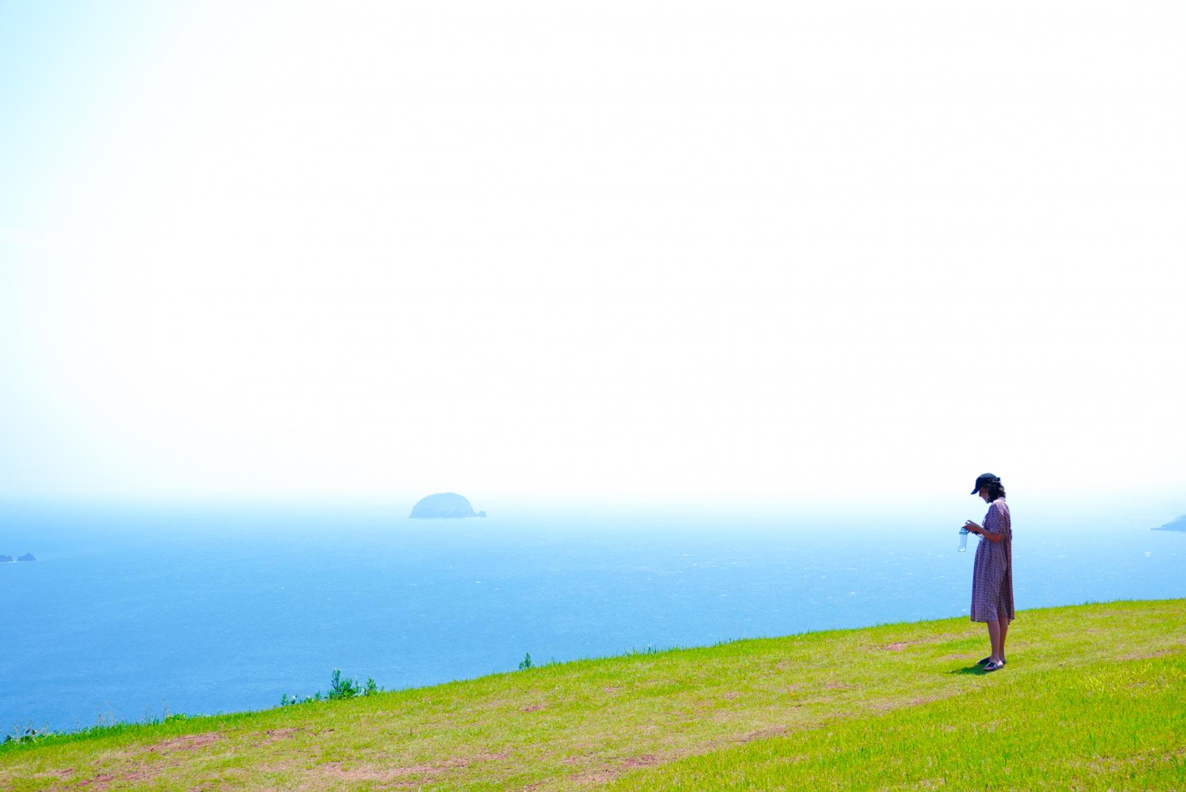 島々を一望できる「斑島園地」-0