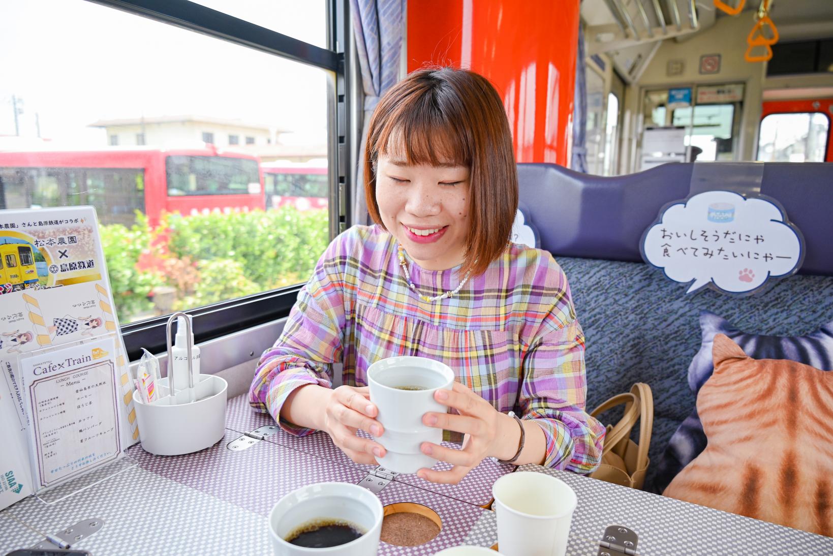 ランチコーススタート!!まずは、波佐見焼のマグで提供されるコーヒーでホッとひと息♡-0