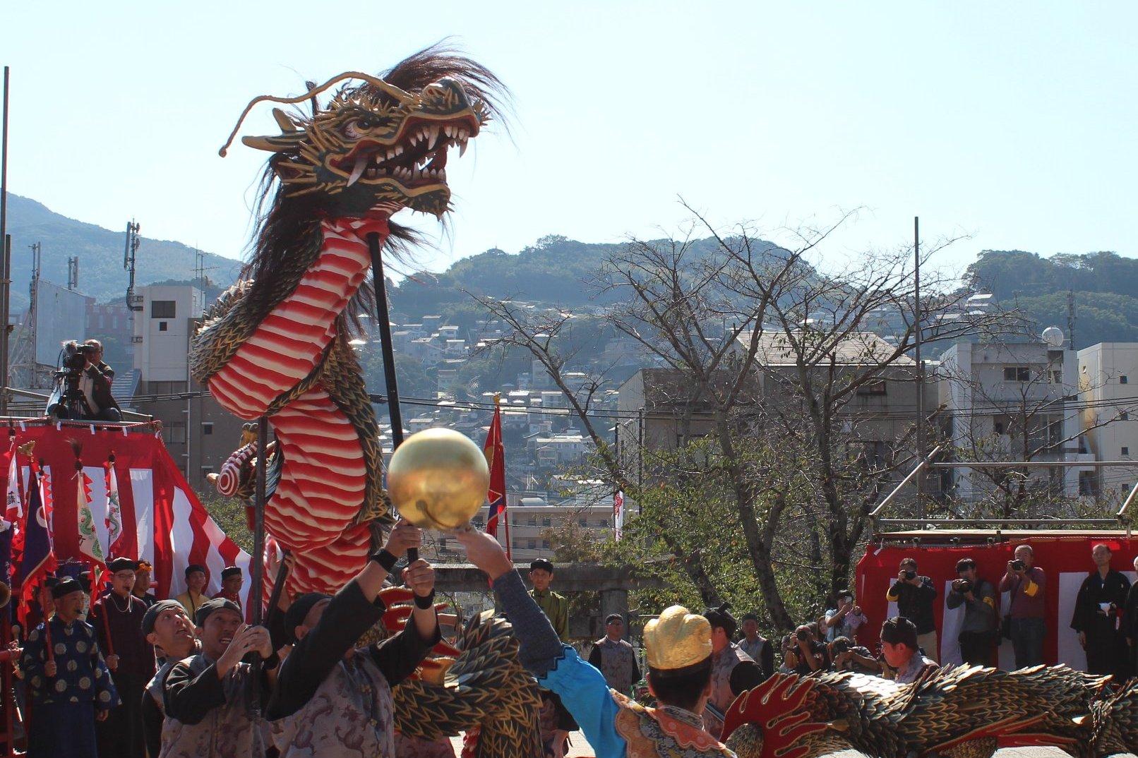 籠町（かごまち）／龍踊（じゃおどり）-0