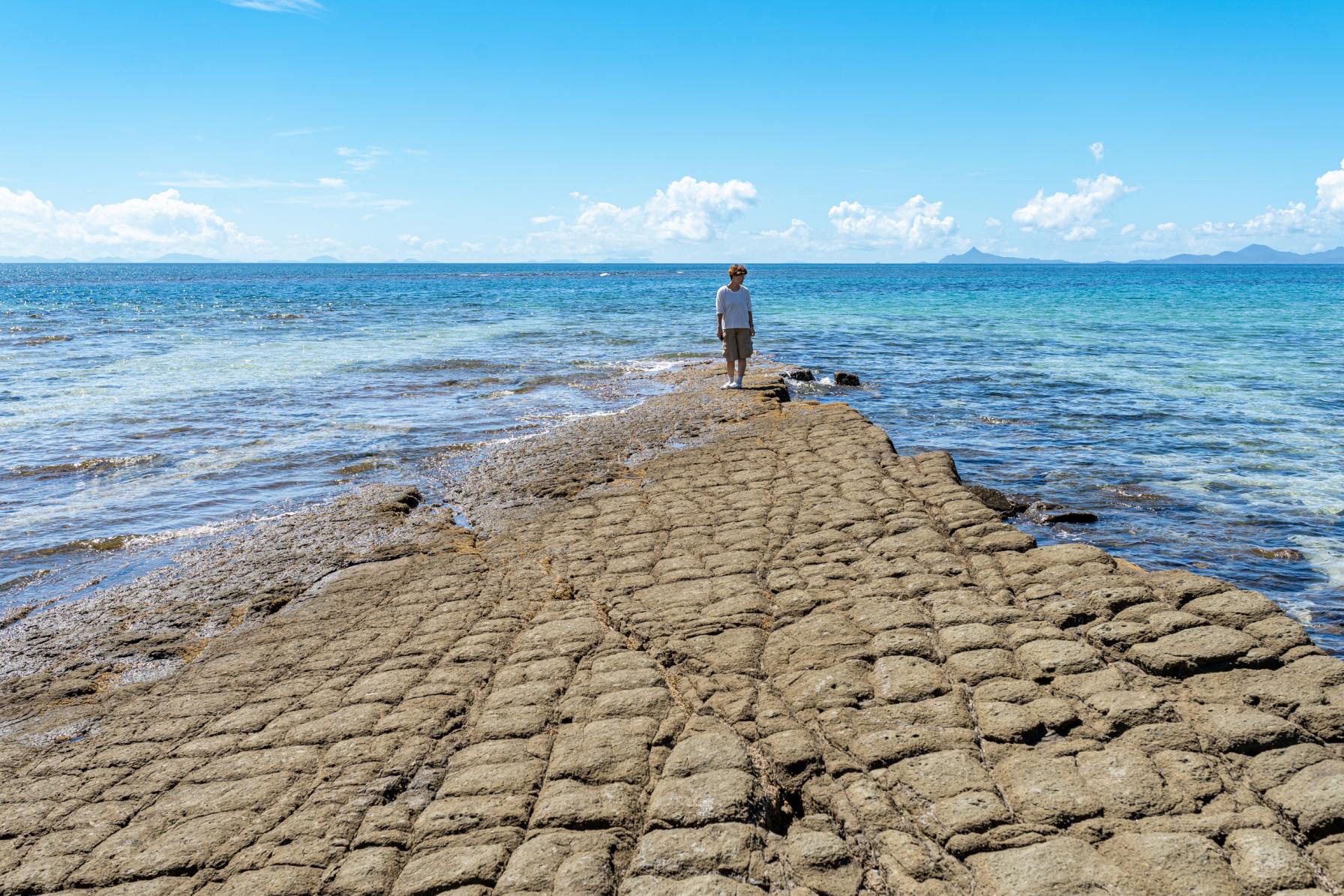 西海ドライブでまた最高な海を見つけてしまった。中戸の浜-0