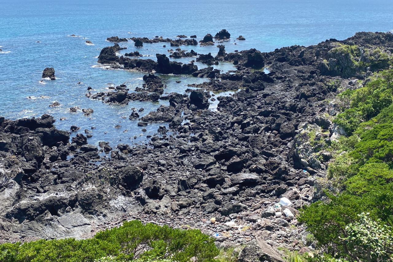 te to ba <手と場>プロモーションのミュージックビデオのロケ地２【鐙瀬熔岩海岸（あぶんぜようがんかいがん）】-0