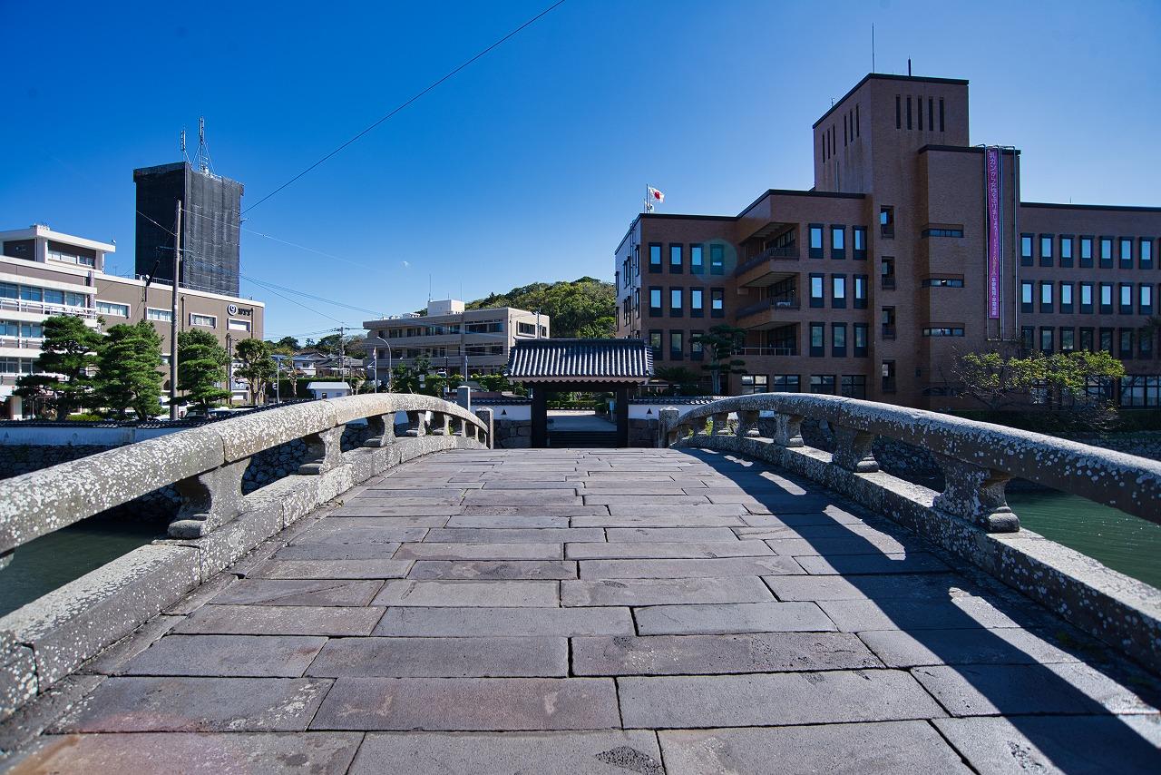 まずは平戸市役所前「幸橋」-0