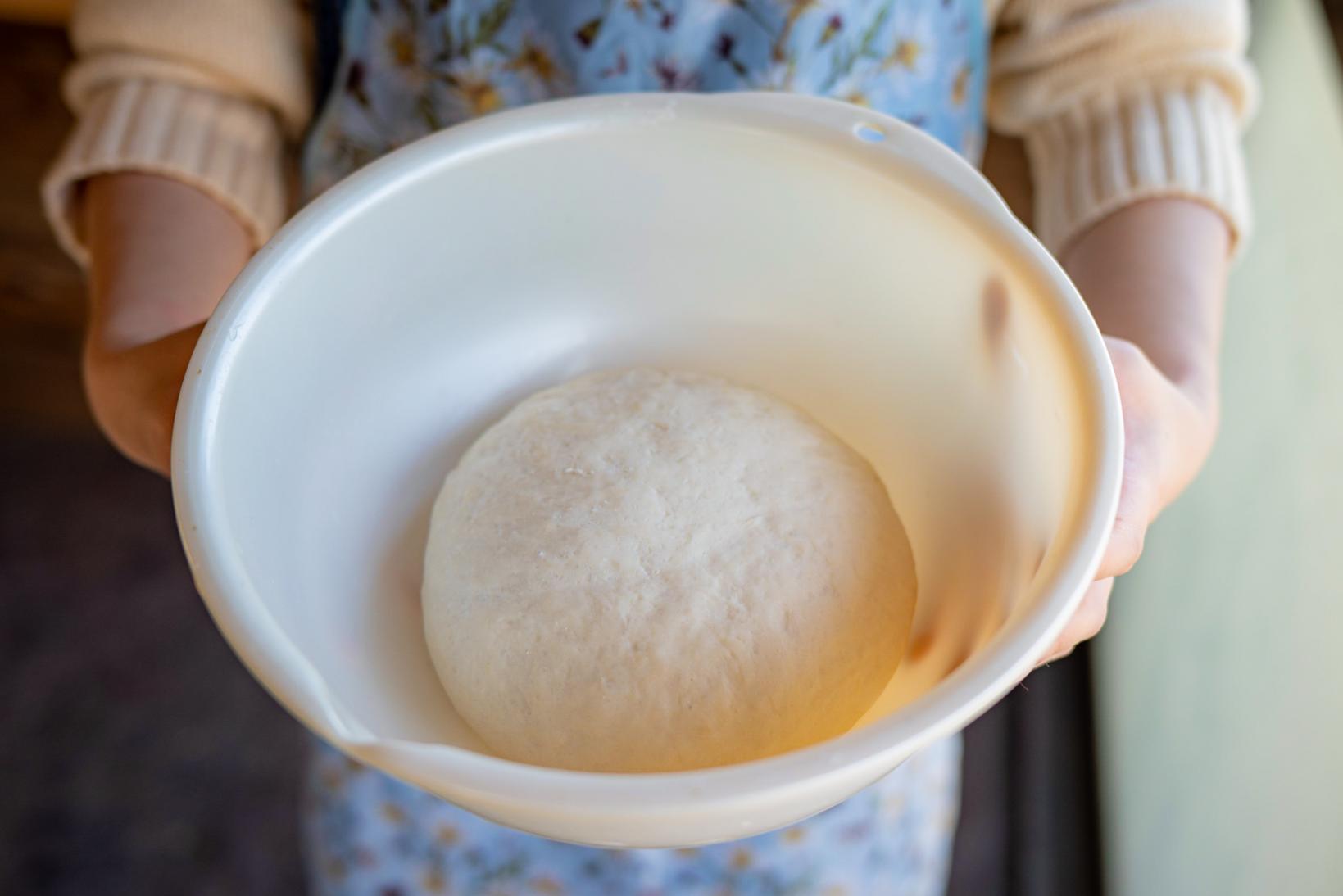 12:00　焼きたて熱々のピザをみんなで囲んでいざ実食！-0