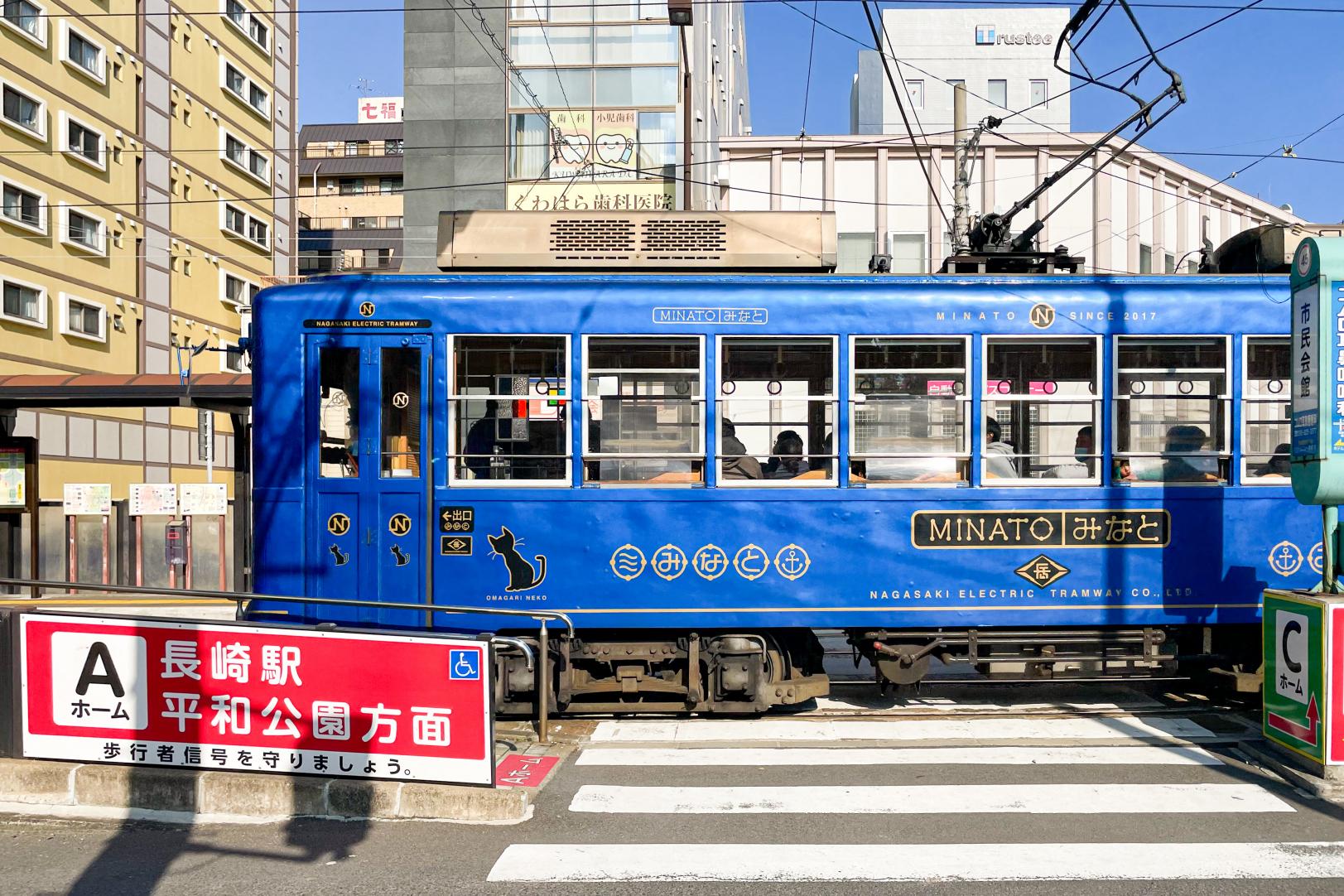 乗れたらラッキー！レトロな特別デザイン車「みなと」もチェック！-1