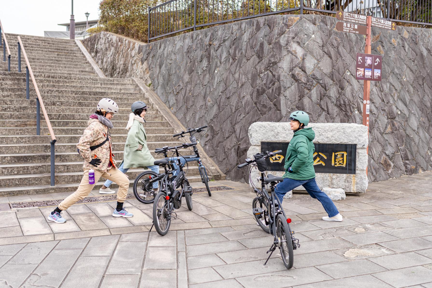 西坂公園でしっかりストレッチ&手信号の確認！-0