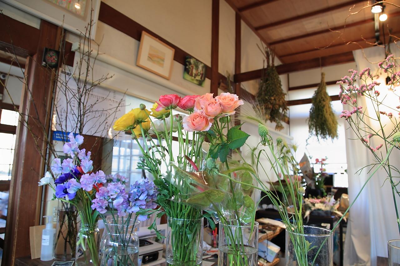 千綿駅構内のお花屋さん センス溢れる空間を楽しんで！【ミドリブ】-0