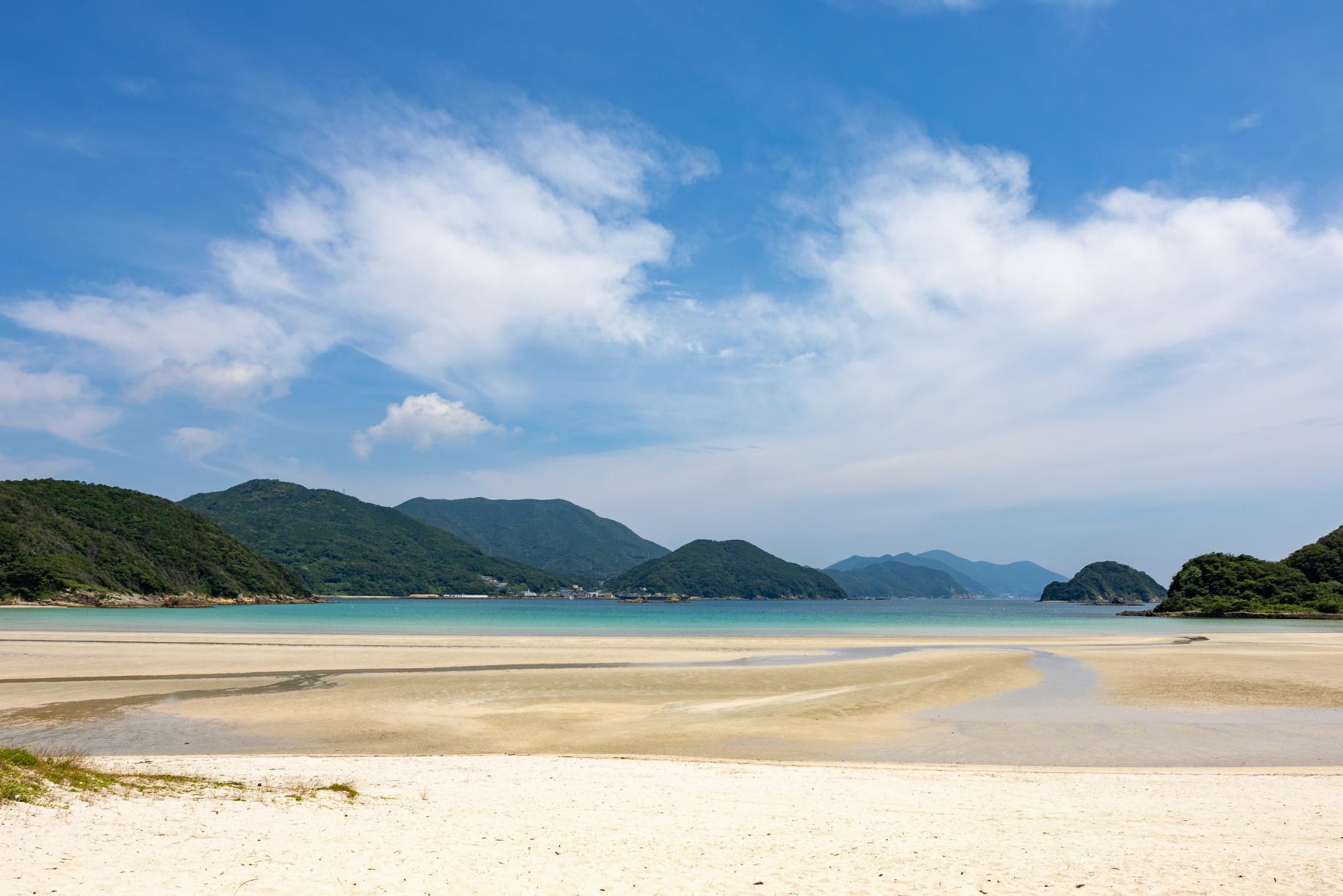 日本の快水浴場百選に選ばれた新上五島町の代表的な海-2