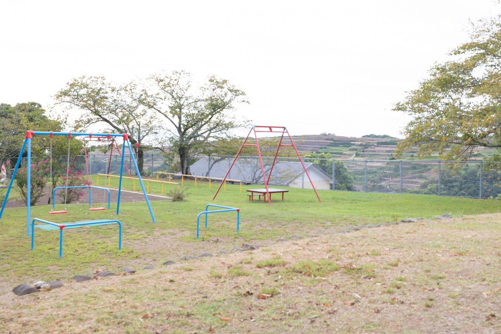 お手軽に絶景鑑賞♪高台にある「権田（ごんだ）公園」へ。-1