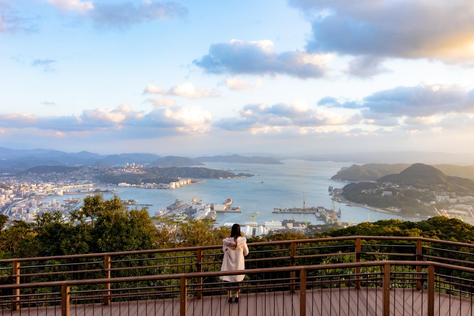 観光客にも人気の「弓張岳（ゆみはりだけ）展望台」で夕陽鑑賞-3