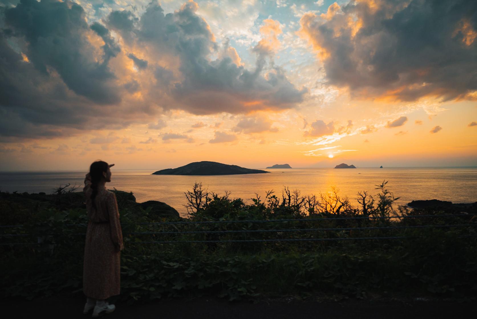 斑島（まだらじま）の夕陽に心から癒されて♪-1