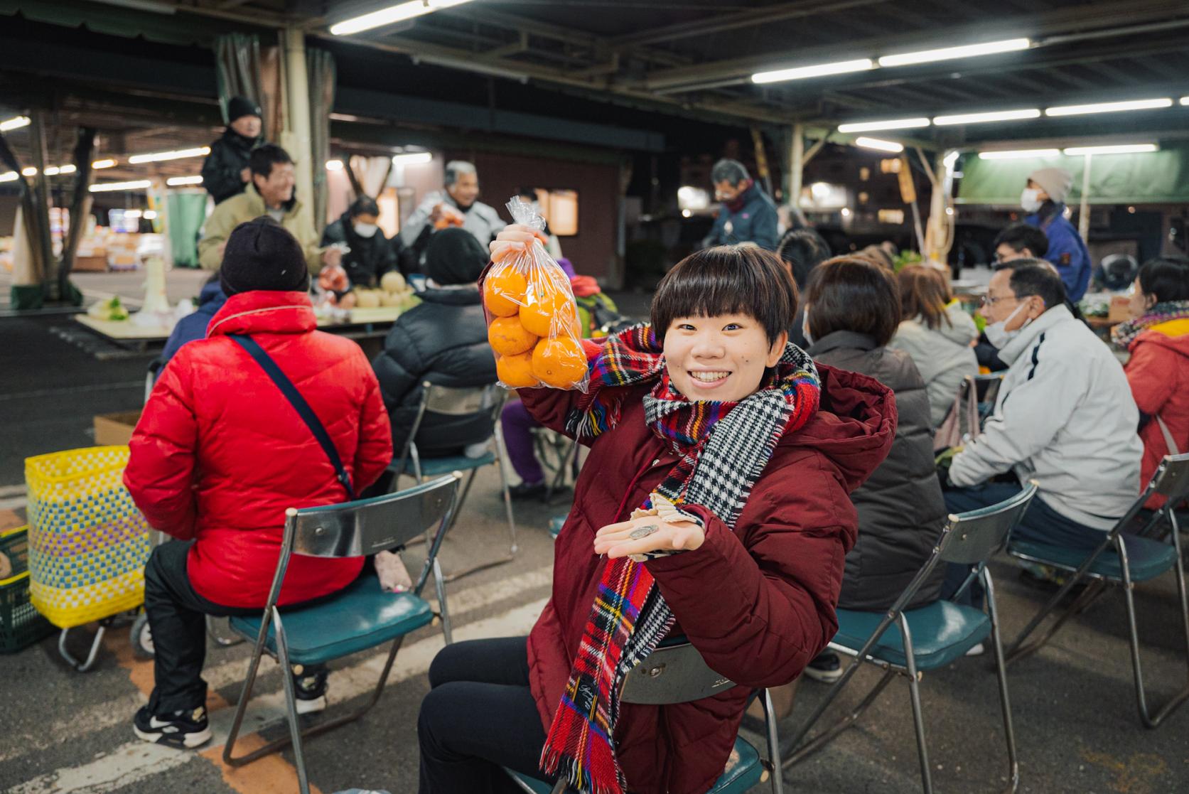 全国でも有名な西海産のみかんを150円でゲット！-0