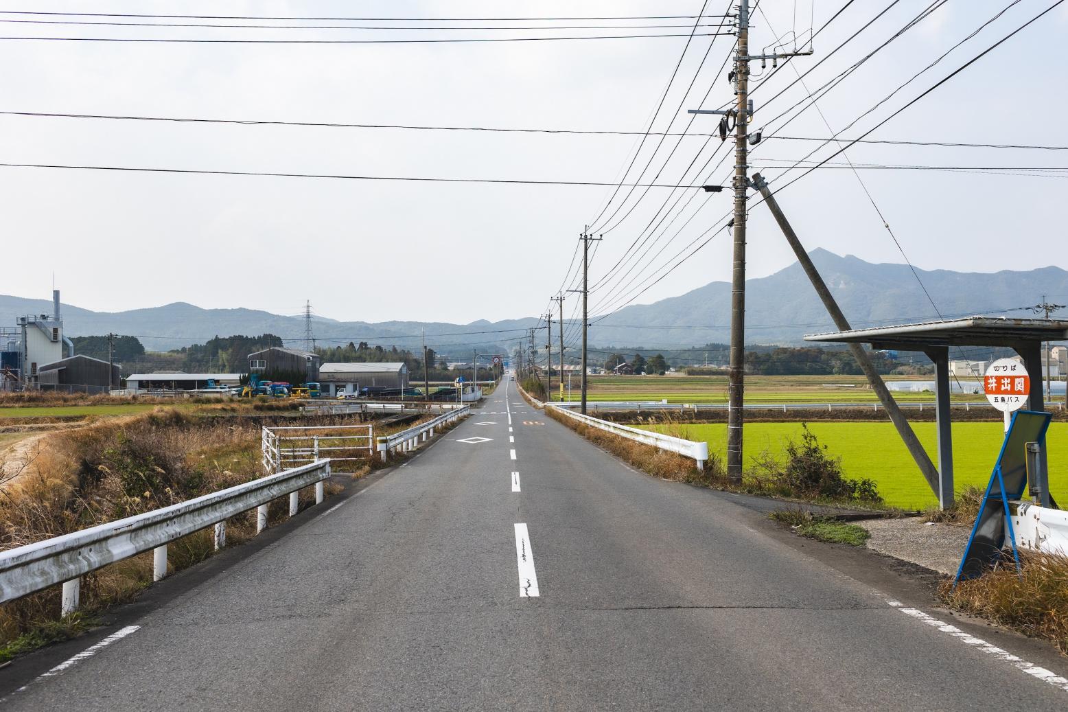 長崎県内でも有数の直線道路-0