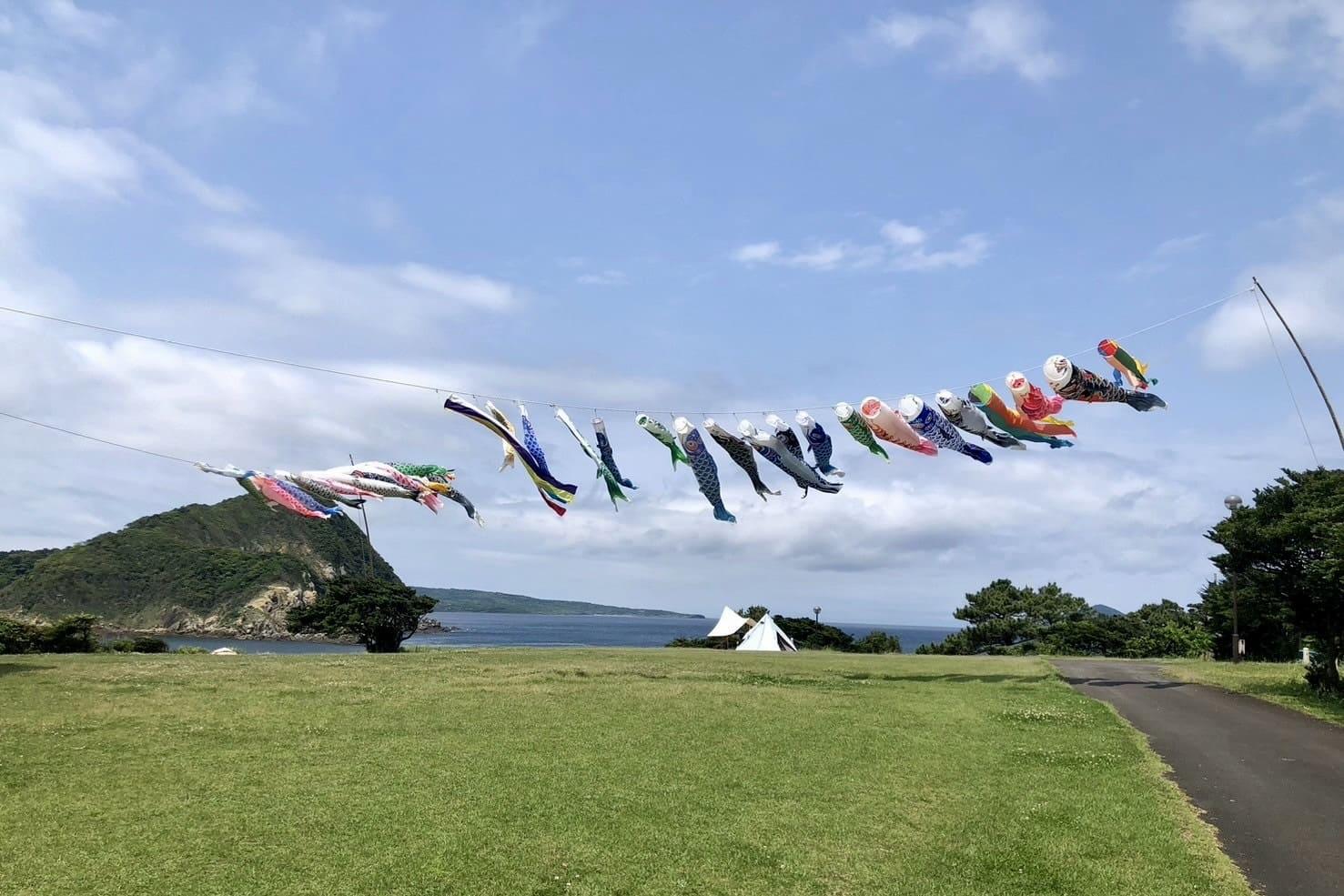 ＃03．大パノラマの絶景が見れる「魚津ヶ崎公園」の鯉のぼり-4