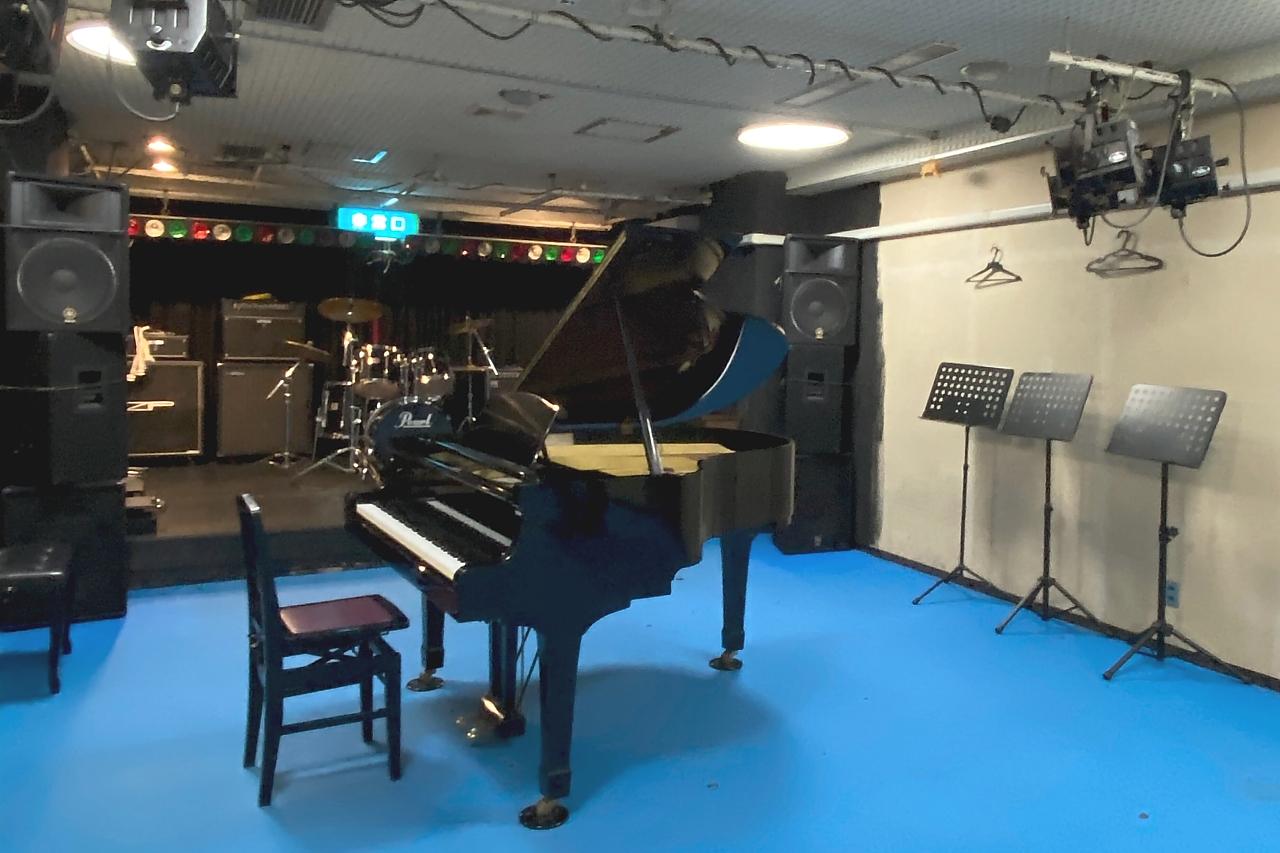2Fには、コンサートホールが！-1