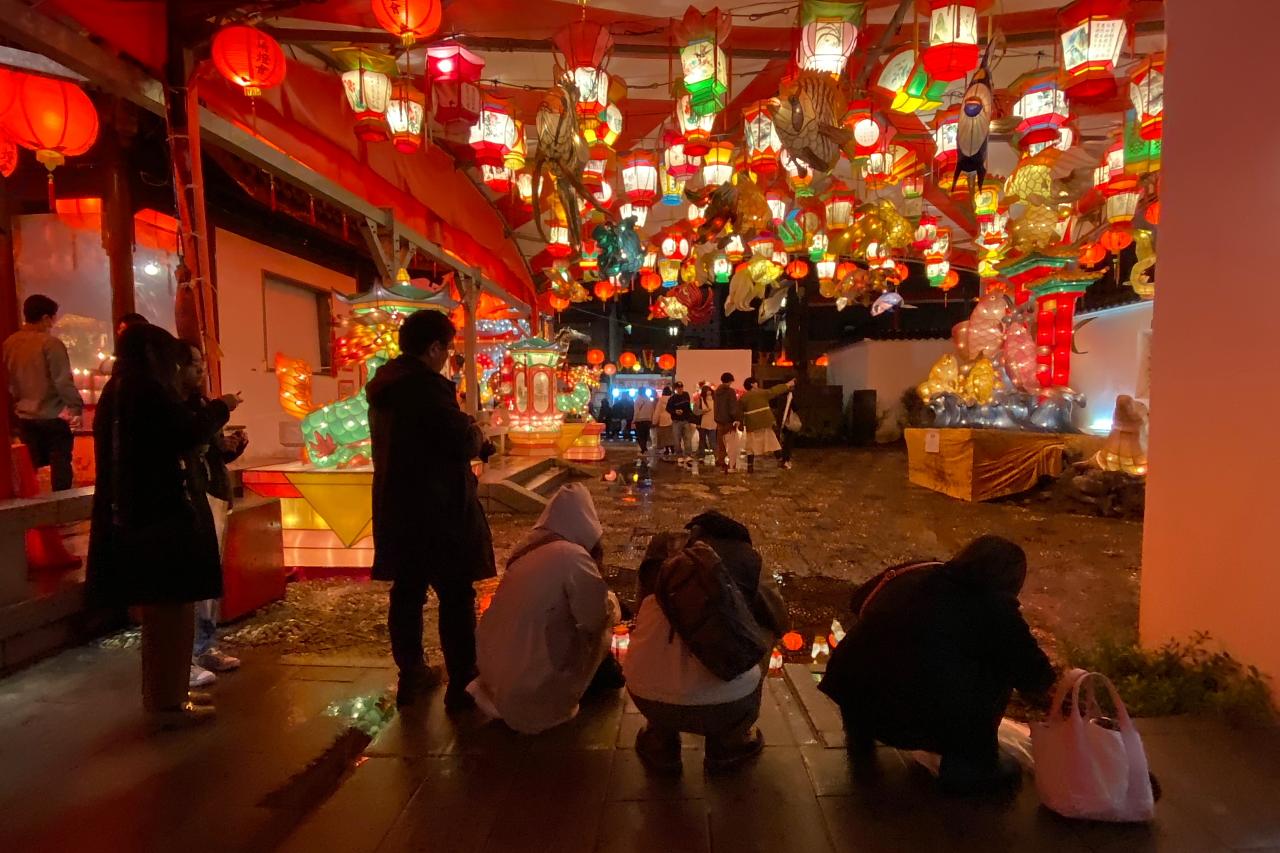 水たまり周辺は人気のフォトスポット-0