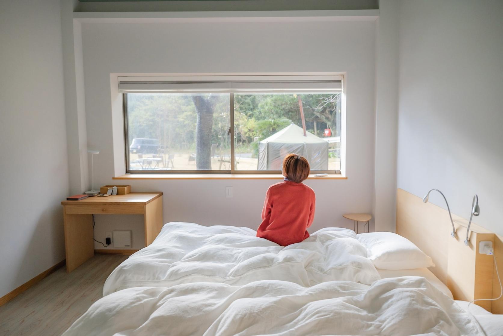 優しい日差しに包まれる朝のひとときを堪能して-0