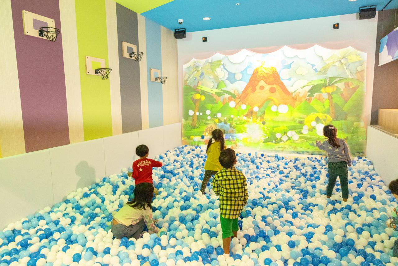 小さな子どもでも安心して楽しめる　【KIDS PARK ZONE】-0