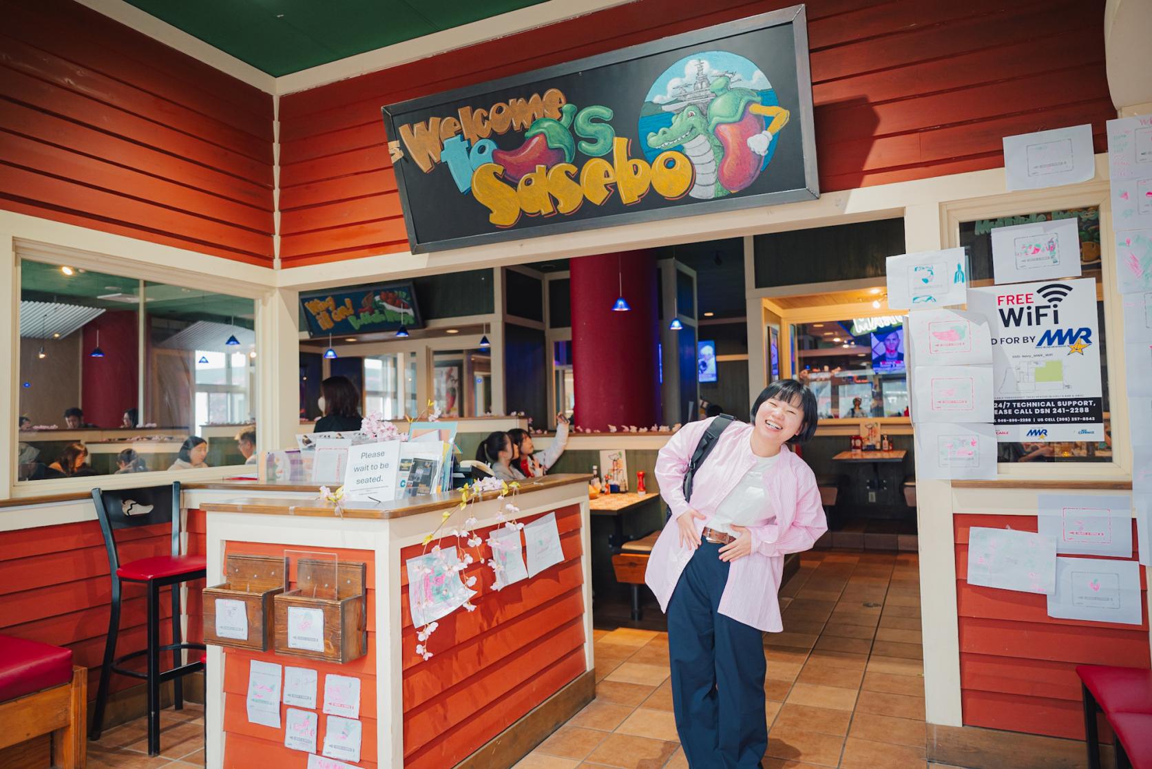アメリカの人気ファミリーレストラン〈Chili's Grill & Bar〉へ！-1