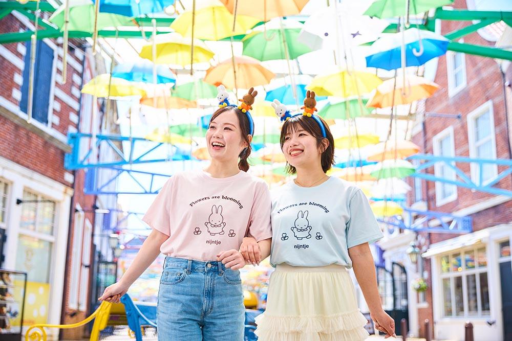 お土産も充実！ここでしか買えないグッズたち-0