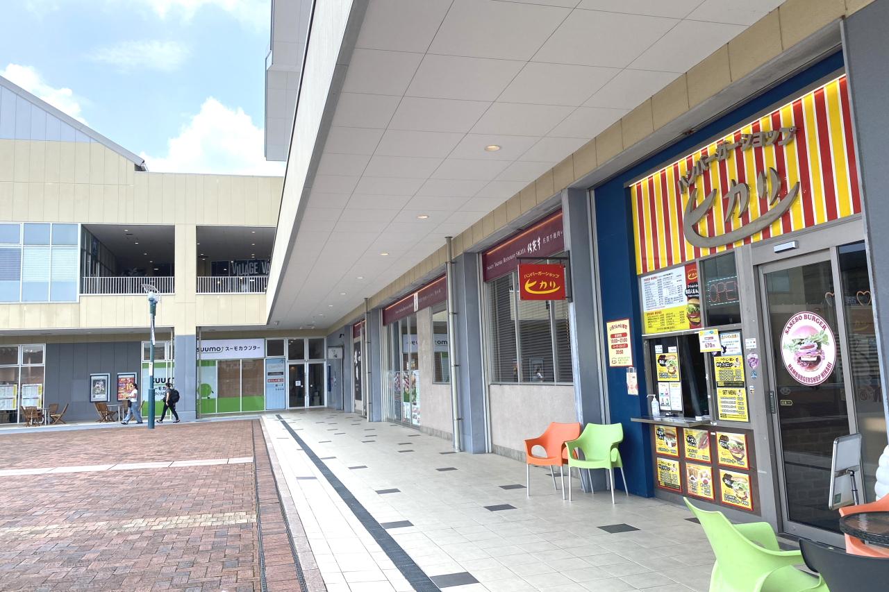 佐世保駅から徒歩３分！させぼ五番街「ヒカリ」の佐世保バーガー-2