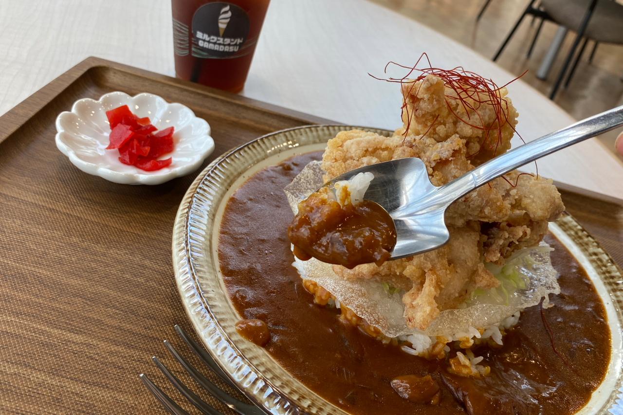 カフェのカレーは、スコップで?!　【ミルクスタンドGAMADASU】-0