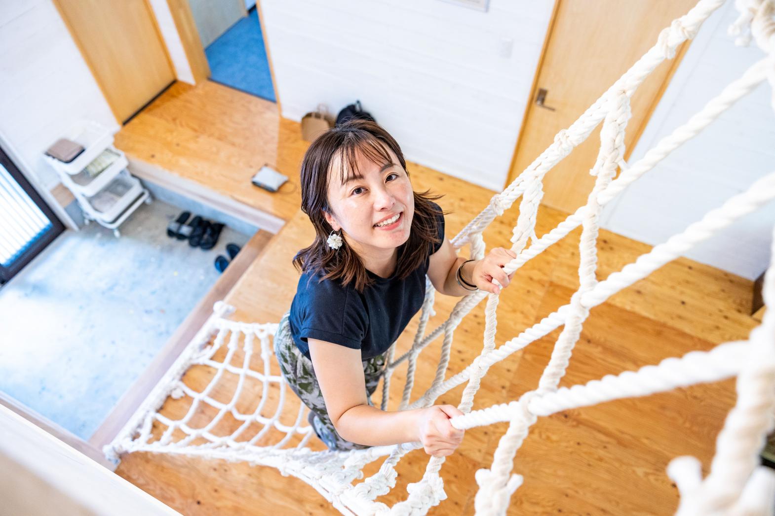 宿に入ってびっくり！ロープの階段にワクワク-1