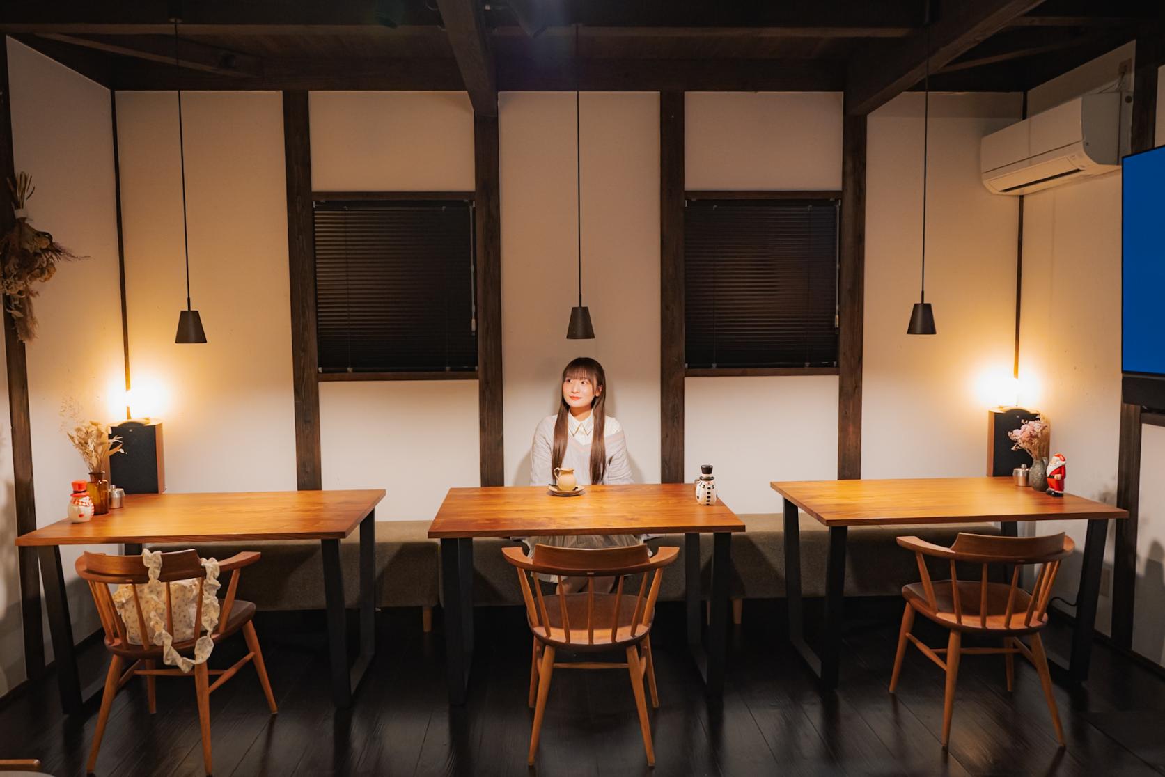 15:00 ｜ お気に入りカフェ「仔鹿の散歩道」でのんびり-5