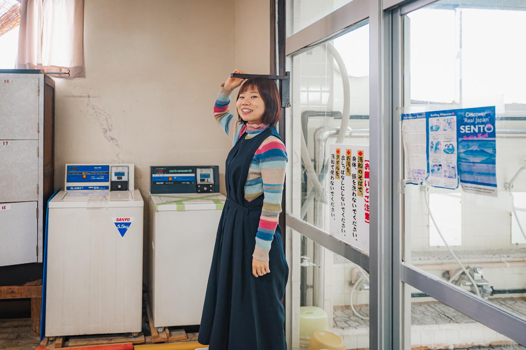 ③ 昭和の香りが漂う、懐かしの番台-3