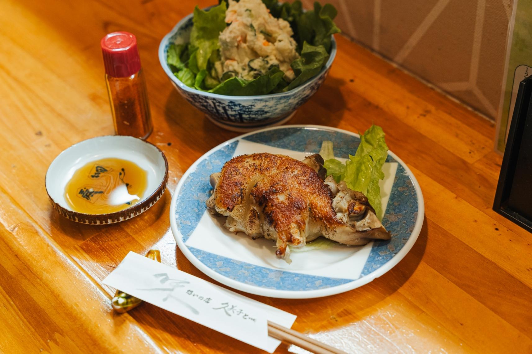 ⑨ 伝説の豚足と、心尽くしの家庭料理-1