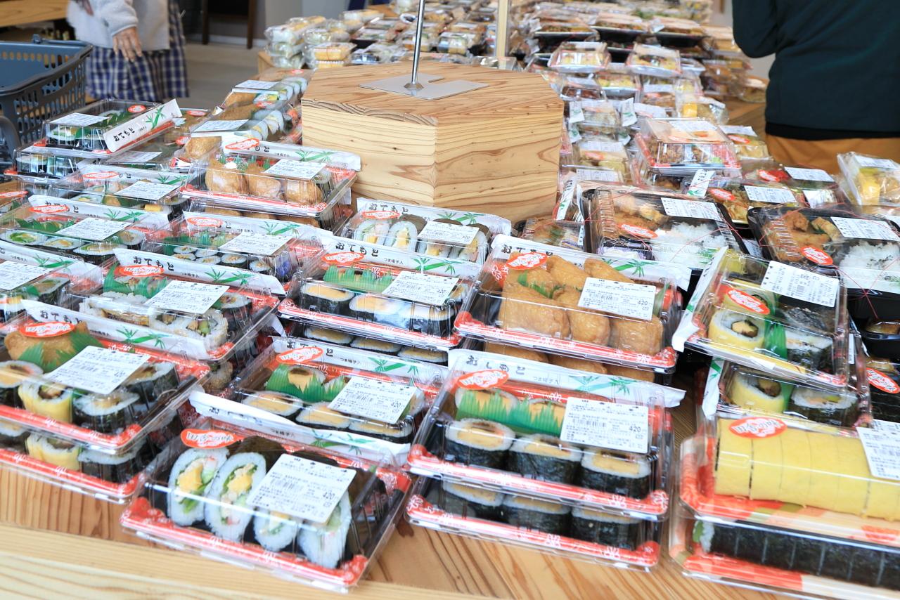 リニューアルオープンの【直売所】-3