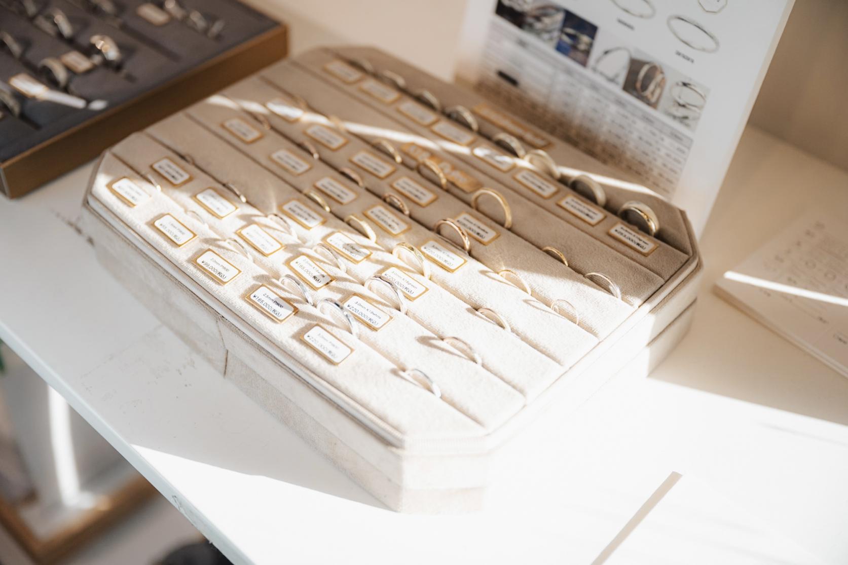 1. 坂道の途中で出会う、手作り指輪専門店「いとあはれ- 長崎店」-3